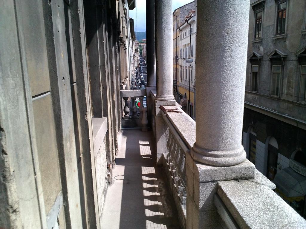 Hotel Brioni Триест Екстериор снимка