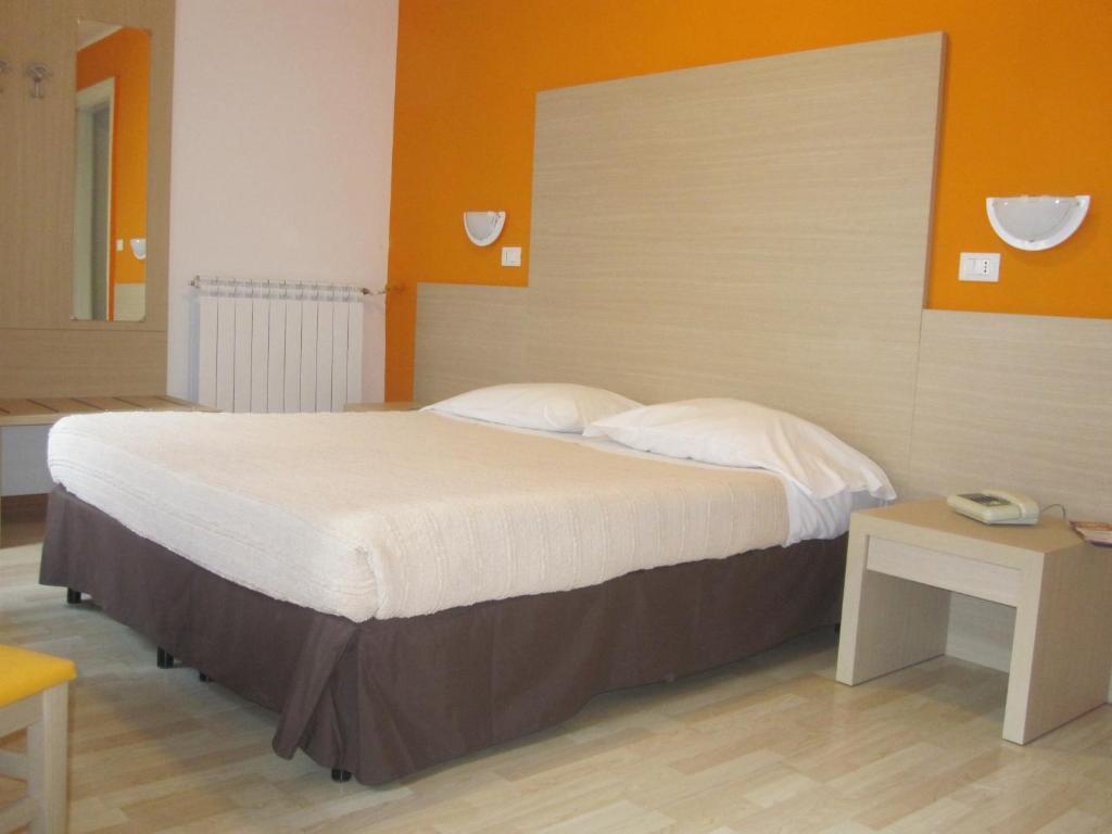Hotel Brioni Триест Стая снимка