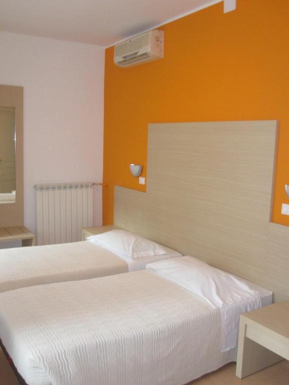 Hotel Brioni Триест Стая снимка